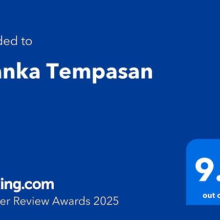 Aranka Tempasan Villa Sangyang Exteriör bild