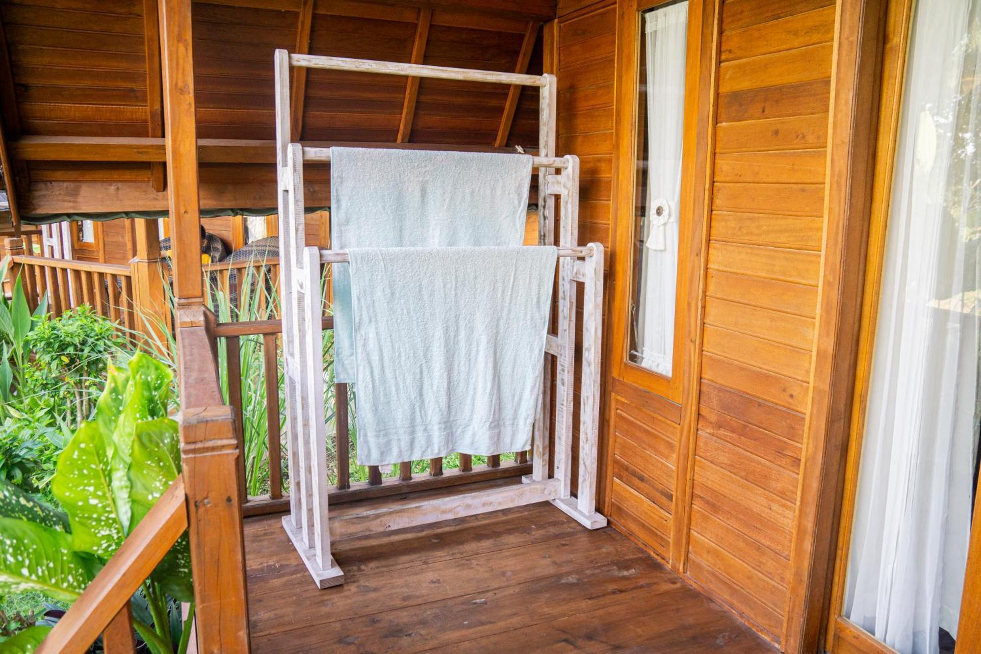 Aranka Tempasan Villa Sangyang Exteriör bild