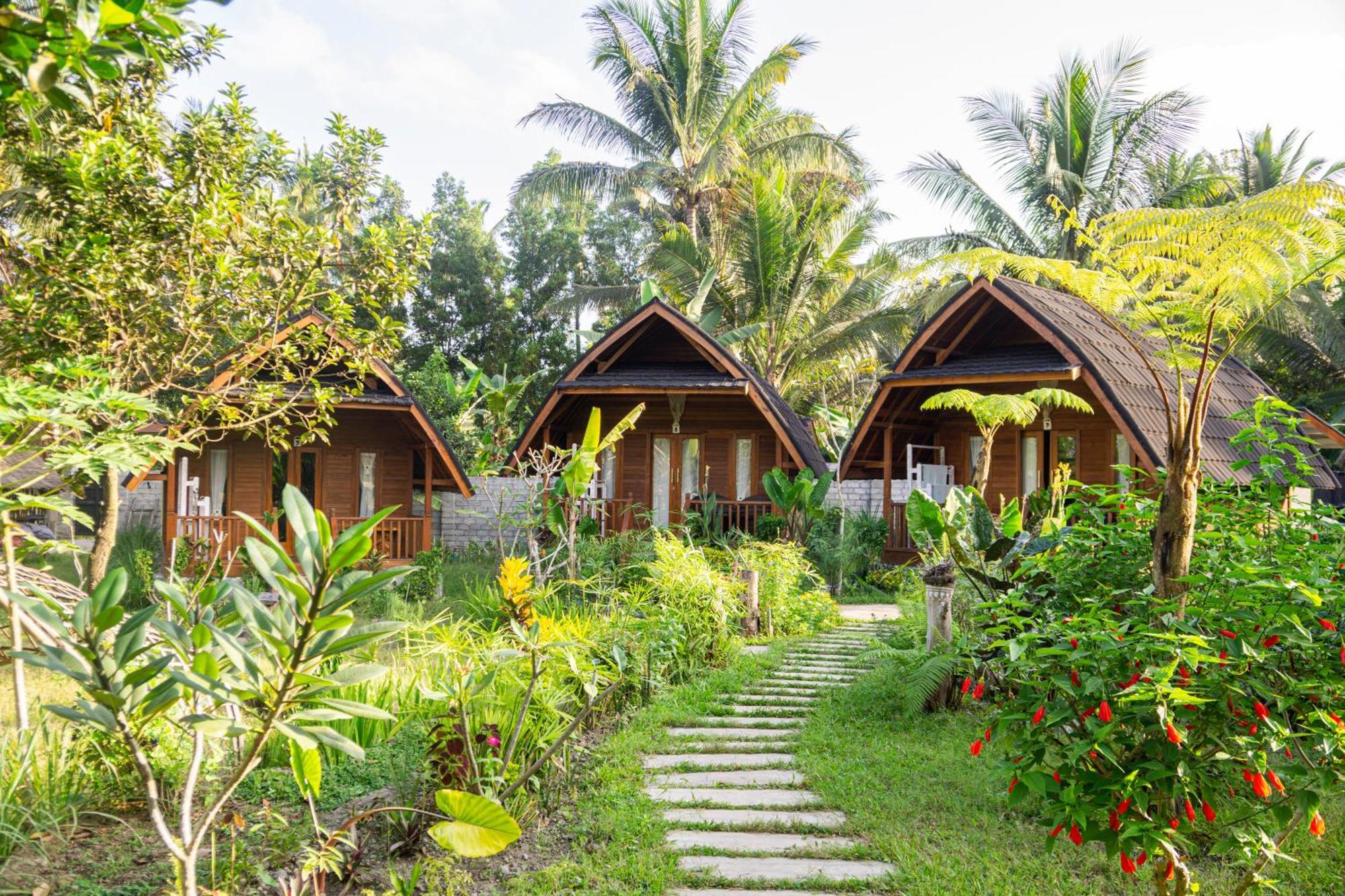 Aranka Tempasan Villa Sangyang Exteriör bild