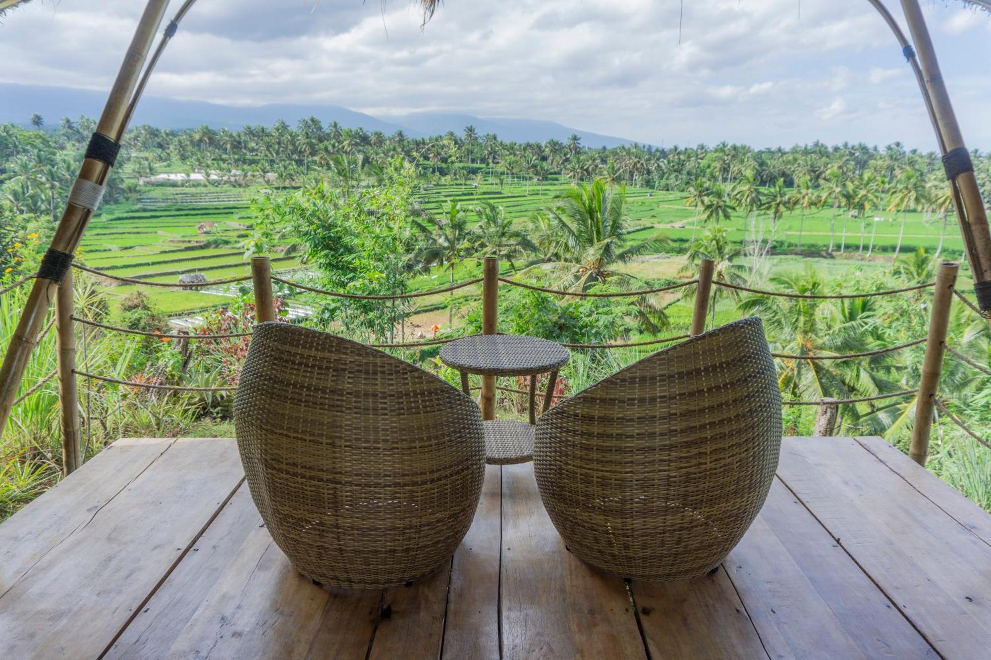Aranka Tempasan Villa Sangyang Exteriör bild